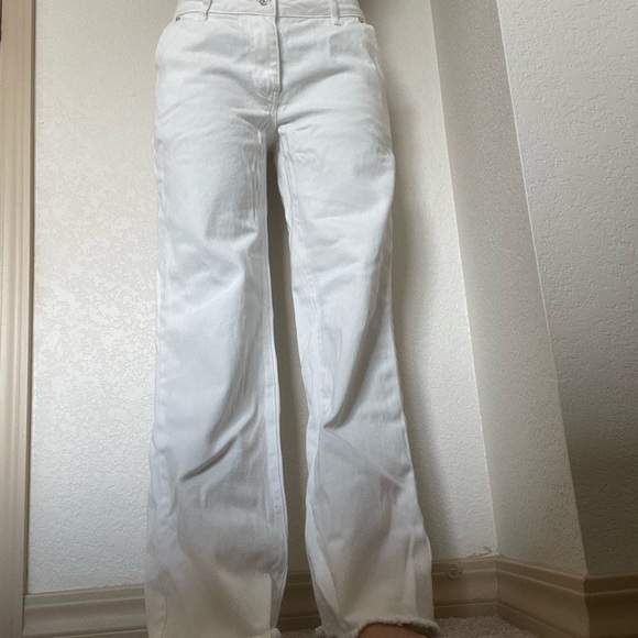 White Brandy Melville Low Rise Jeans - Picture 2 of 4